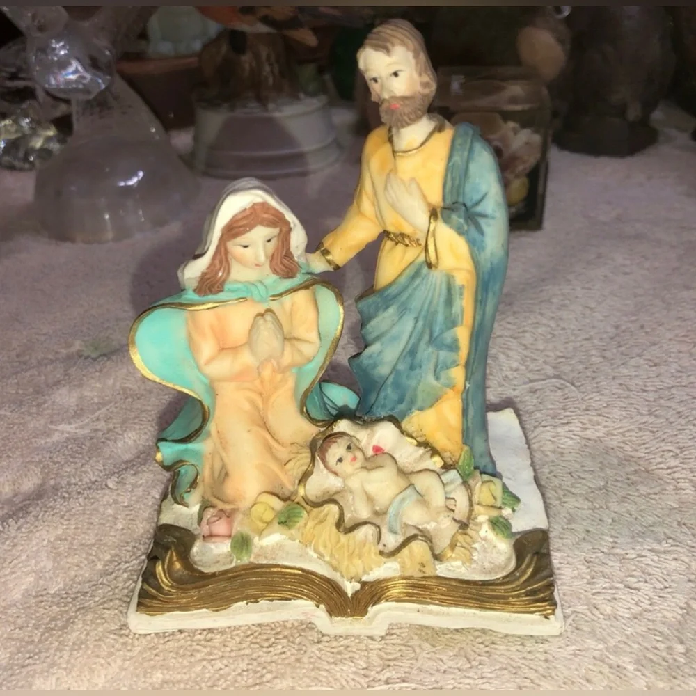 Christian Decor - Picture 1 of 1